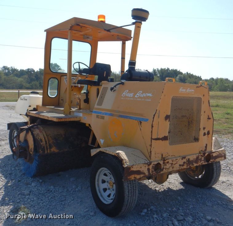 image for item HT9435 Broce RC350  broom