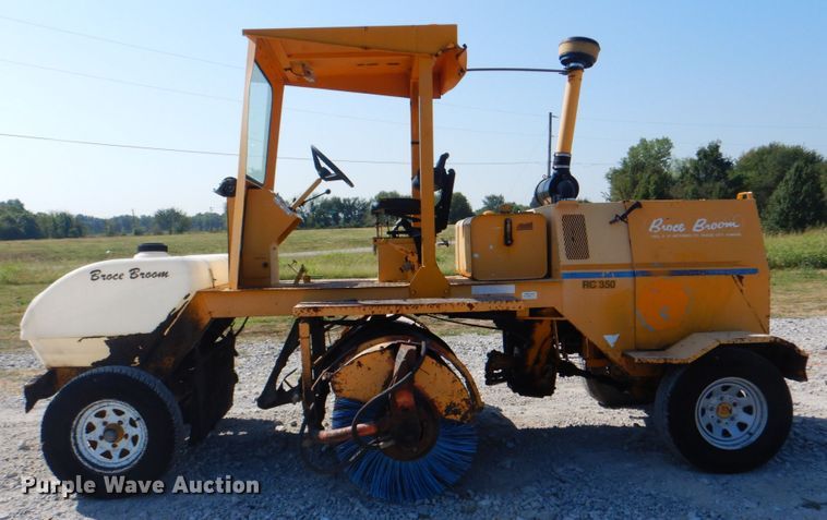 image for item HT9435 Broce RC350  broom