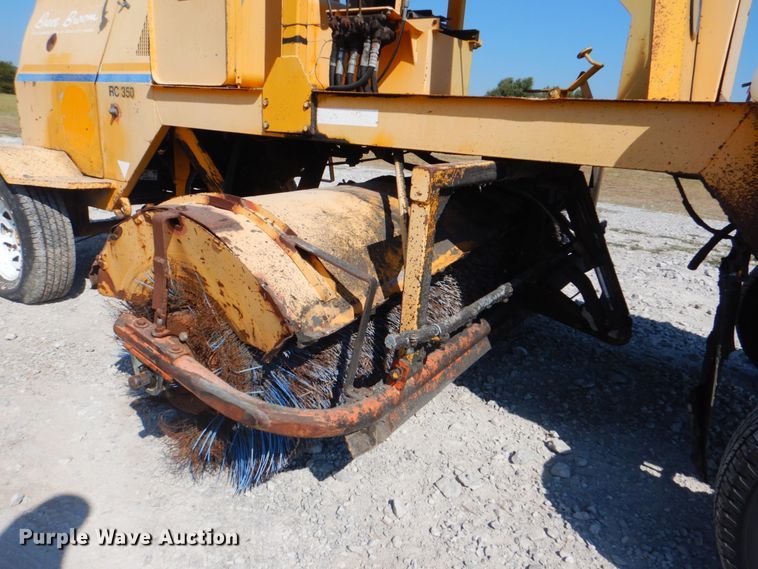 image for item HT9435 Broce RC350  broom