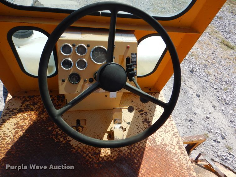 image for item HT9435 Broce RC350  broom