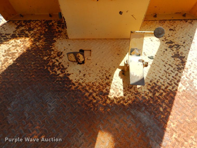 image for item HT9435 Broce RC350  broom