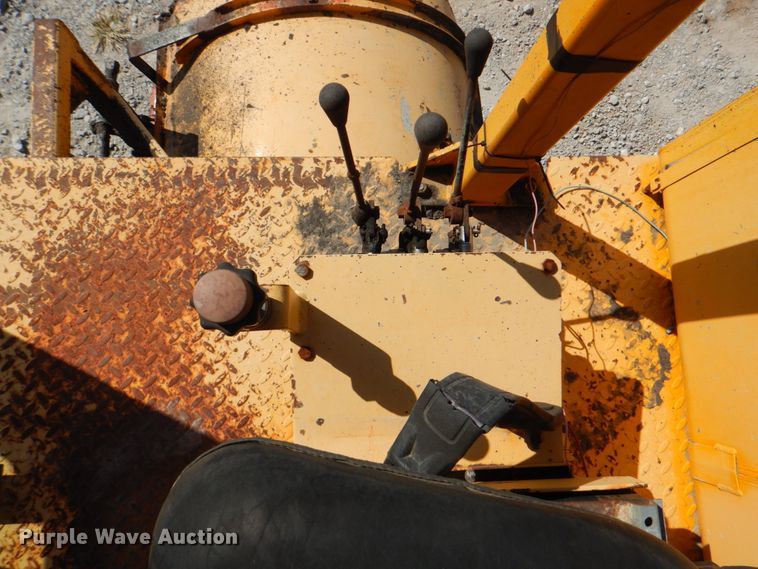 image for item HT9435 Broce RC350  broom