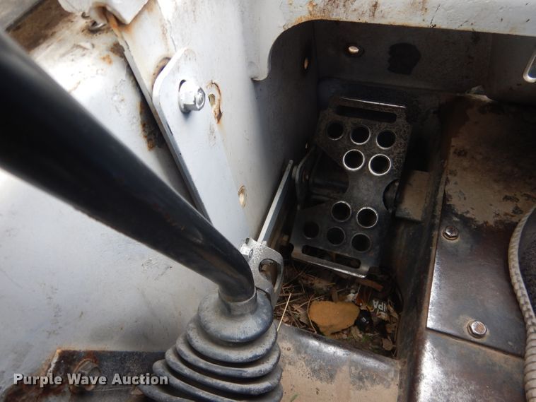 image for item HU9288 1996 Bobcat 763  skid steer loader