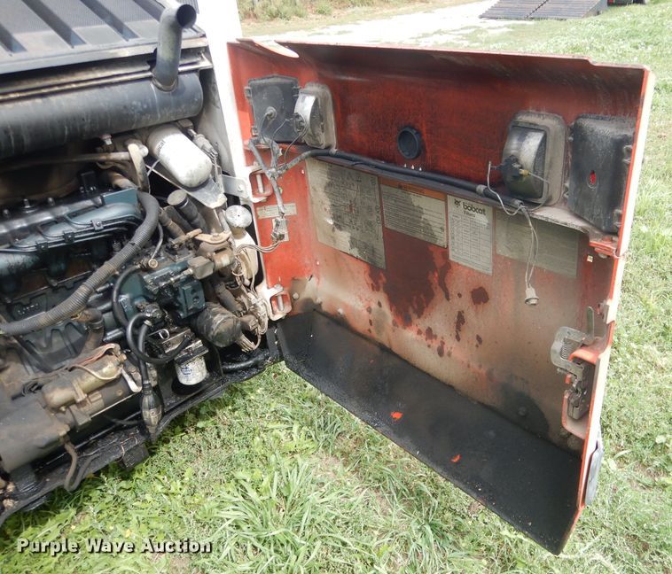 image for item HU9288 1996 Bobcat 763  skid steer loader