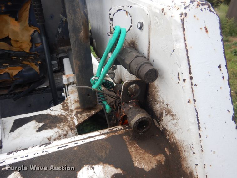 image for item HU9288 1996 Bobcat 763  skid steer loader