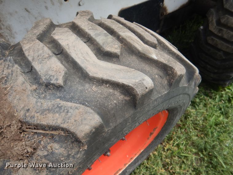 image for item HU9288 1996 Bobcat 763  skid steer loader