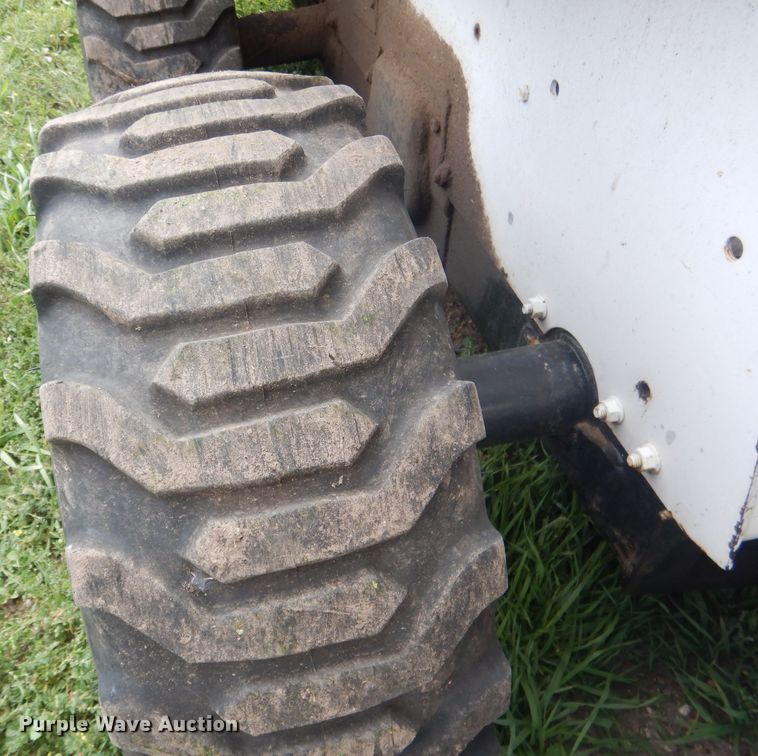 image for item HU9288 1996 Bobcat 763  skid steer loader