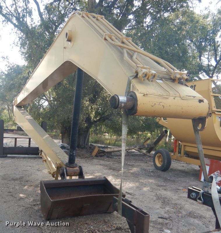 image for item HU9296 Caterpillar  60' long reach excavator stick