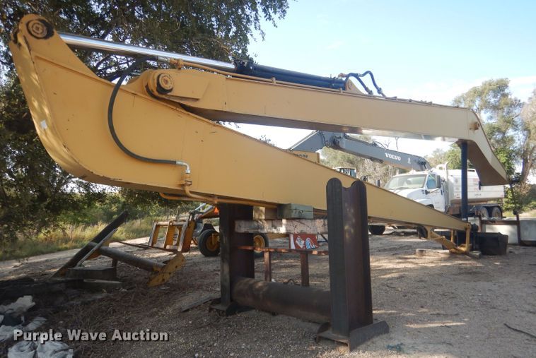 image for item HU9296 Caterpillar  60' long reach excavator stick