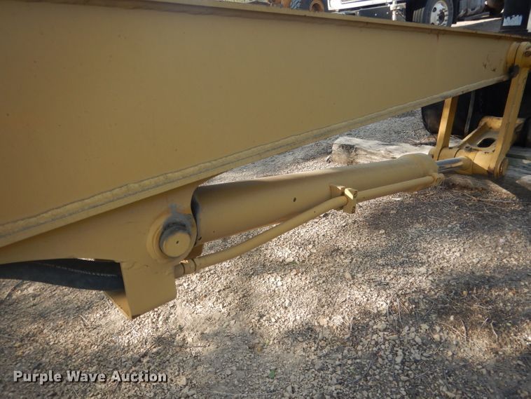 image for item HU9296 Caterpillar  60' long reach excavator stick