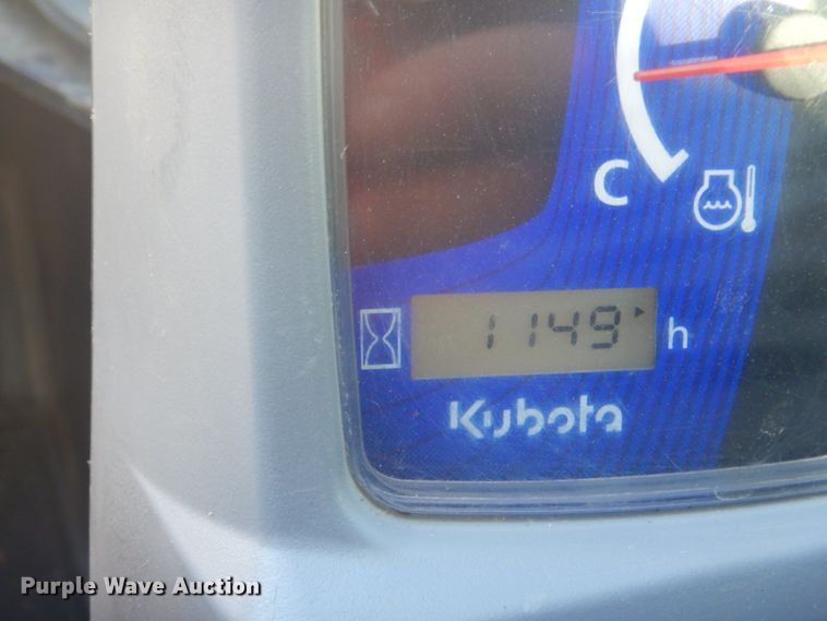 image for item ID9115 2016 Kubota SVL95-2S  tracked skid steer loader