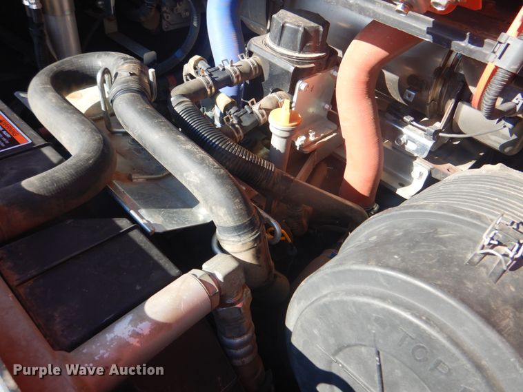 image for item ID9115 2016 Kubota SVL95-2S  tracked skid steer loader