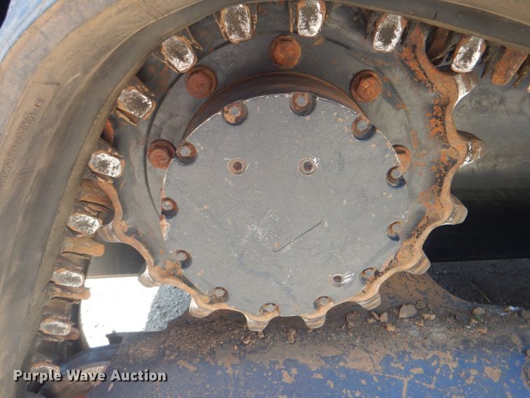 image for item ID9115 2016 Kubota SVL95-2S  tracked skid steer loader