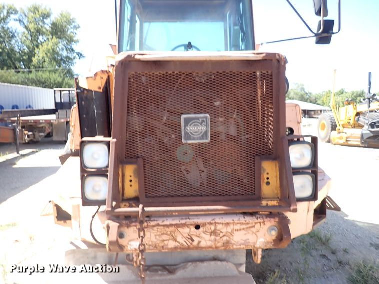 image for item IK9093 Volvo A25C  haul truck cab assembly