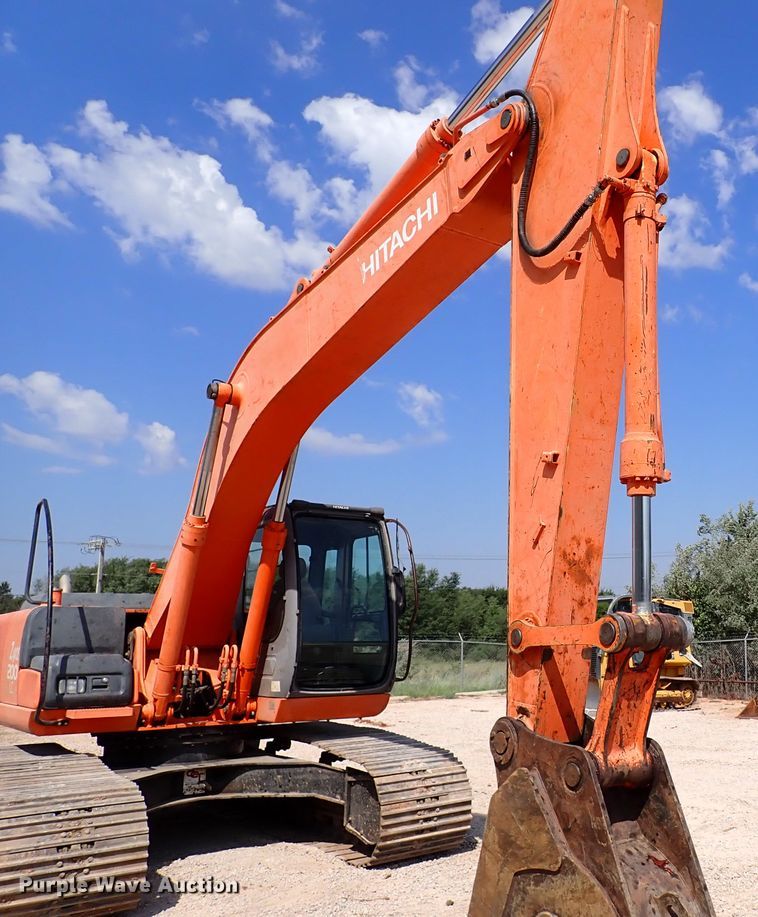 image for item IN9612 2002 Hitachi ZX200LC  excavator