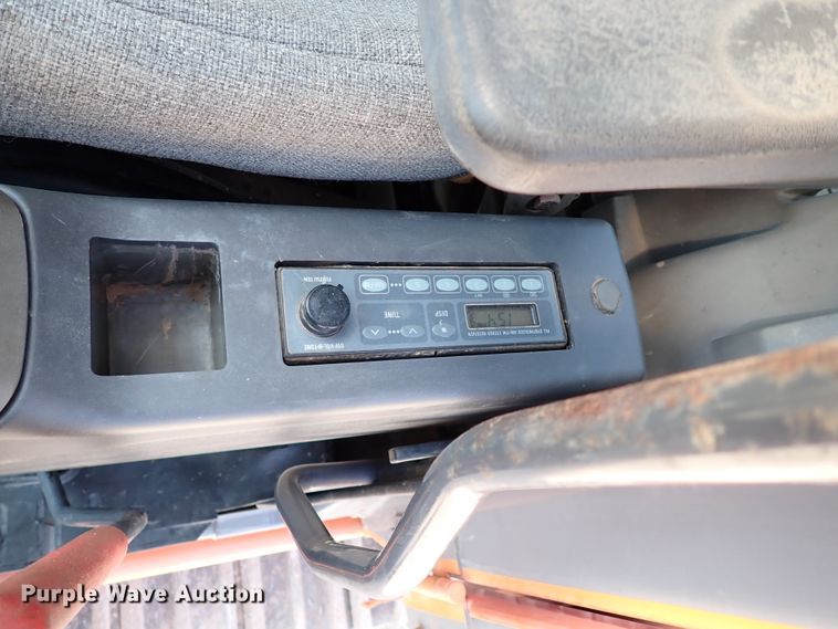 image for item IN9612 2002 Hitachi ZX200LC  excavator