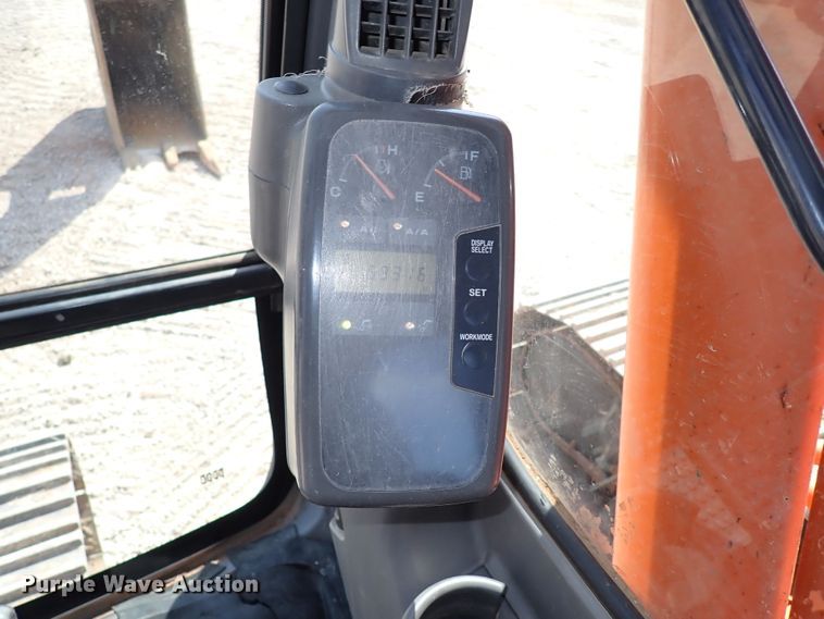 image for item IN9612 2002 Hitachi ZX200LC  excavator