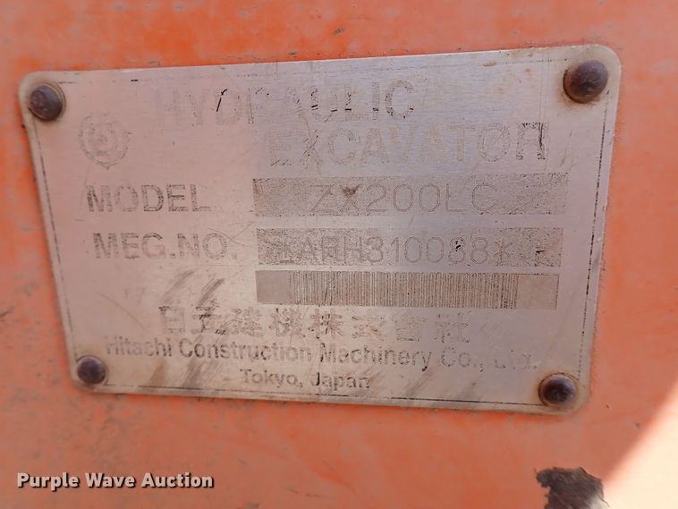 image for item IN9612 2002 Hitachi ZX200LC  excavator