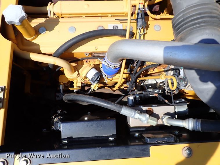 image for item IN9616 2009 John Deere 240DLC  excavator