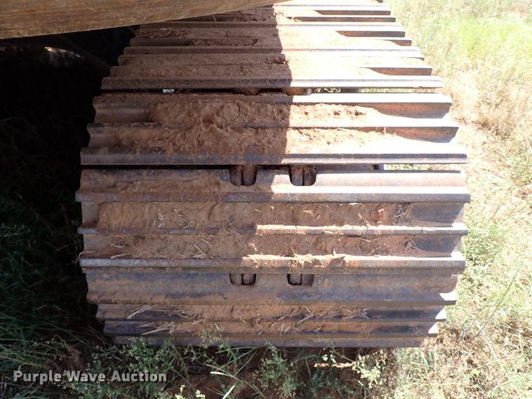 image for item IN9616 2009 John Deere 240DLC  excavator