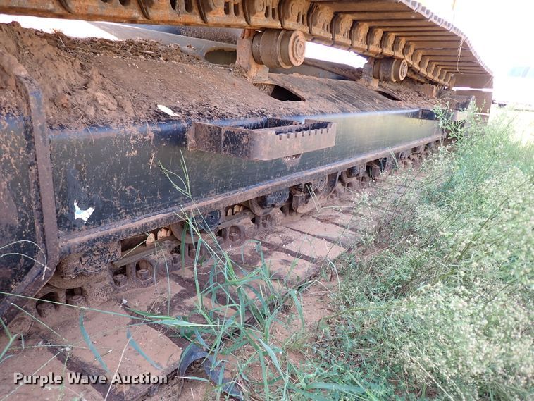 image for item IN9616 2009 John Deere 240DLC  excavator