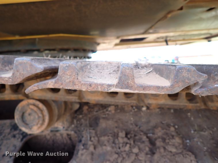 image for item IN9616 2009 John Deere 240DLC  excavator