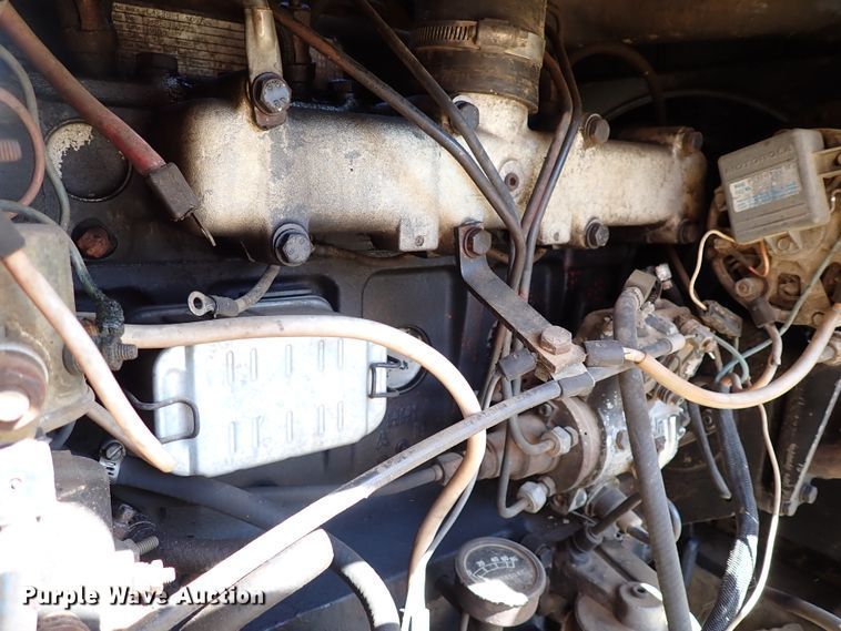 image for item IN9709 1986 New Holland LB620  backhoe