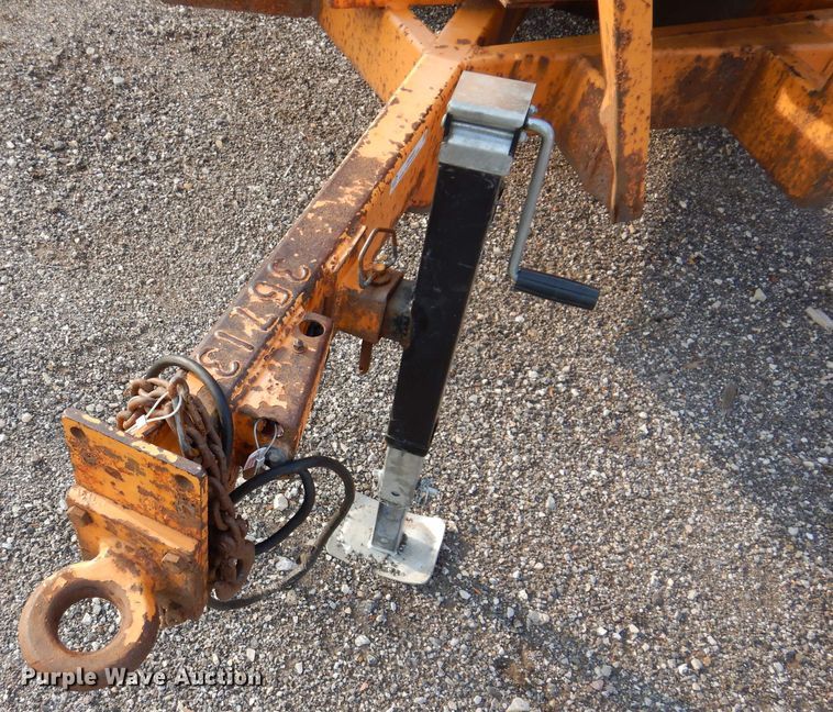 image for item IN9989 2006 Bandit 250  wood chipper