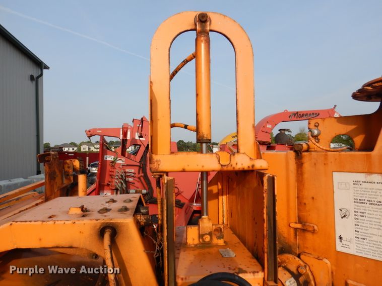 image for item IN9989 2006 Bandit 250  wood chipper