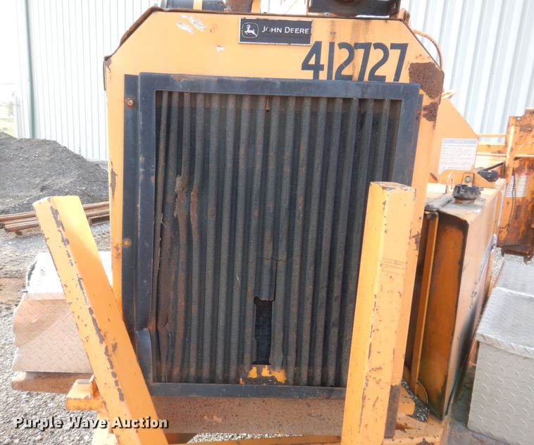 image for item IN9989 2006 Bandit 250  wood chipper