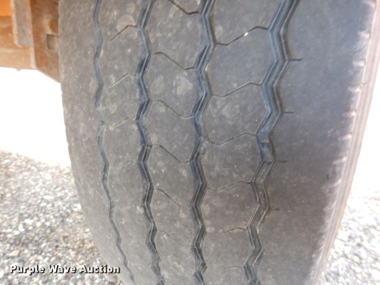 image for item IN9989 2006 Bandit 250  wood chipper