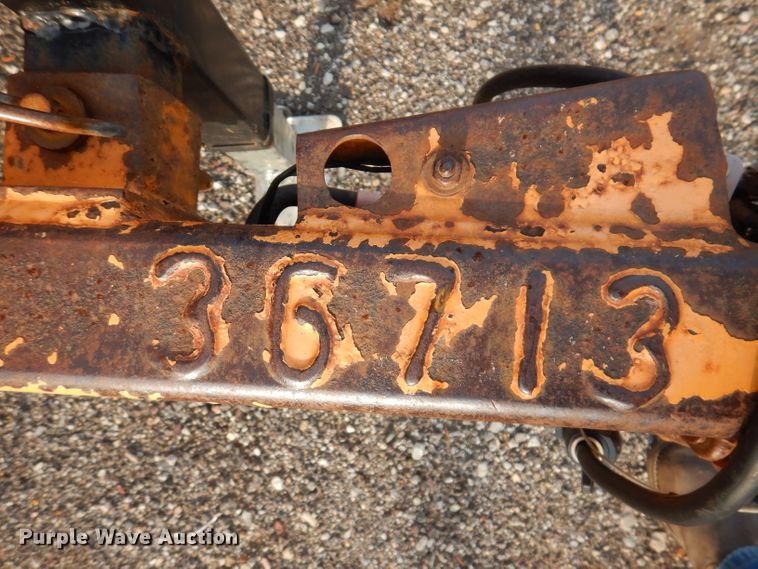 image for item IN9989 2006 Bandit 250  wood chipper