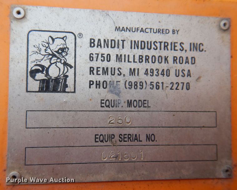 image for item IN9989 2006 Bandit 250  wood chipper