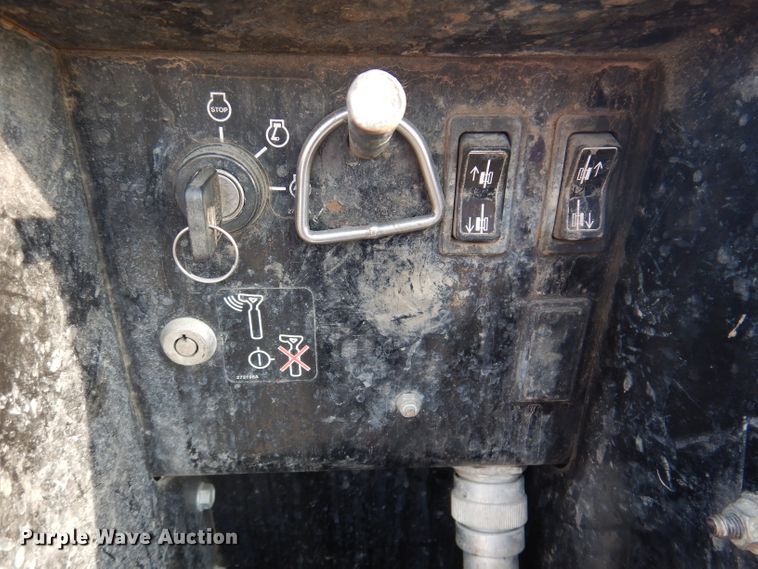 image for item IN9990 2009 Ditch Witch JT2020  directional boring unit