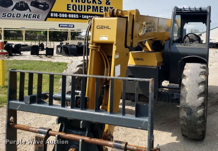 image for item IU9474 Gehl RS8-42  telehandler