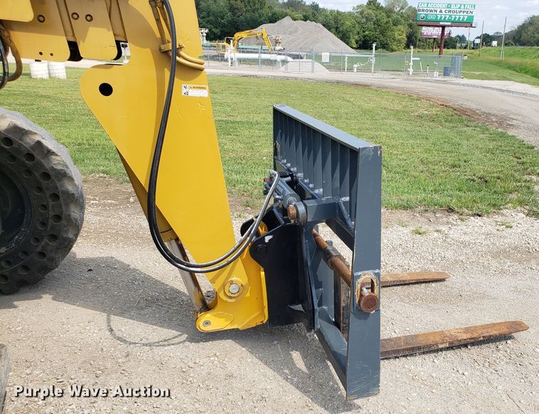image for item IU9474 Gehl RS8-42  telehandler