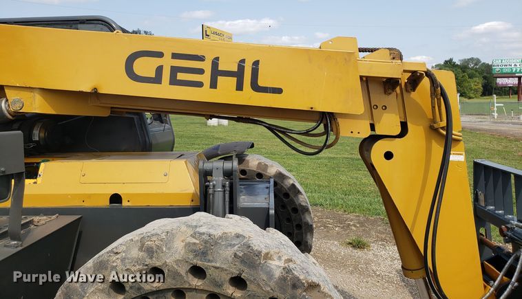 image for item IU9474 Gehl RS8-42  telehandler