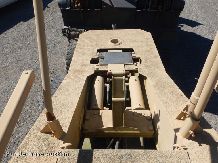 image for item JG9094 2012 Systems & Electronics M1000  equipment trailer