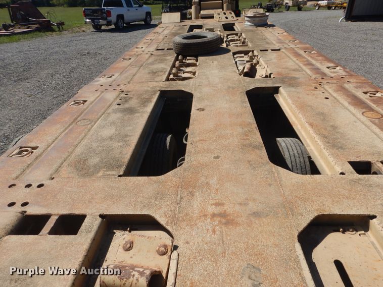 image for item JG9094 2012 Systems & Electronics M1000  equipment trailer