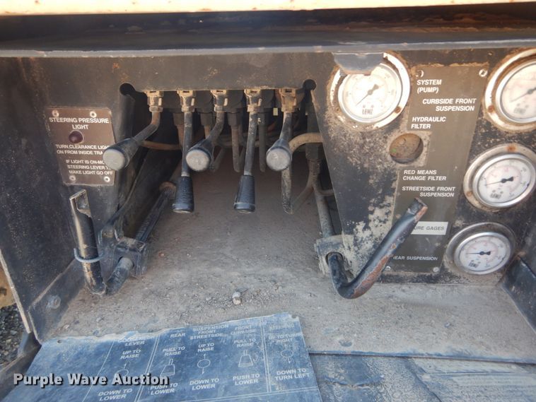 image for item JG9094 2012 Systems & Electronics M1000  equipment trailer