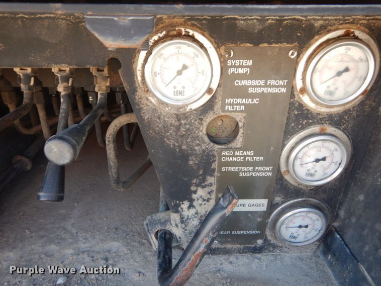 image for item JG9094 2012 Systems & Electronics M1000  equipment trailer