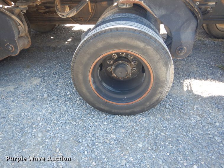 image for item JG9094 2012 Systems & Electronics M1000  equipment trailer