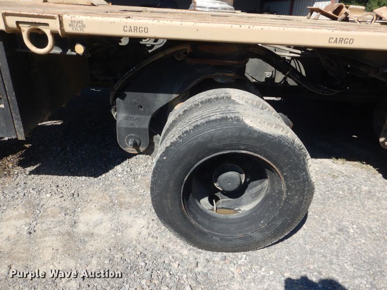 image for item JG9094 2012 Systems & Electronics M1000  equipment trailer