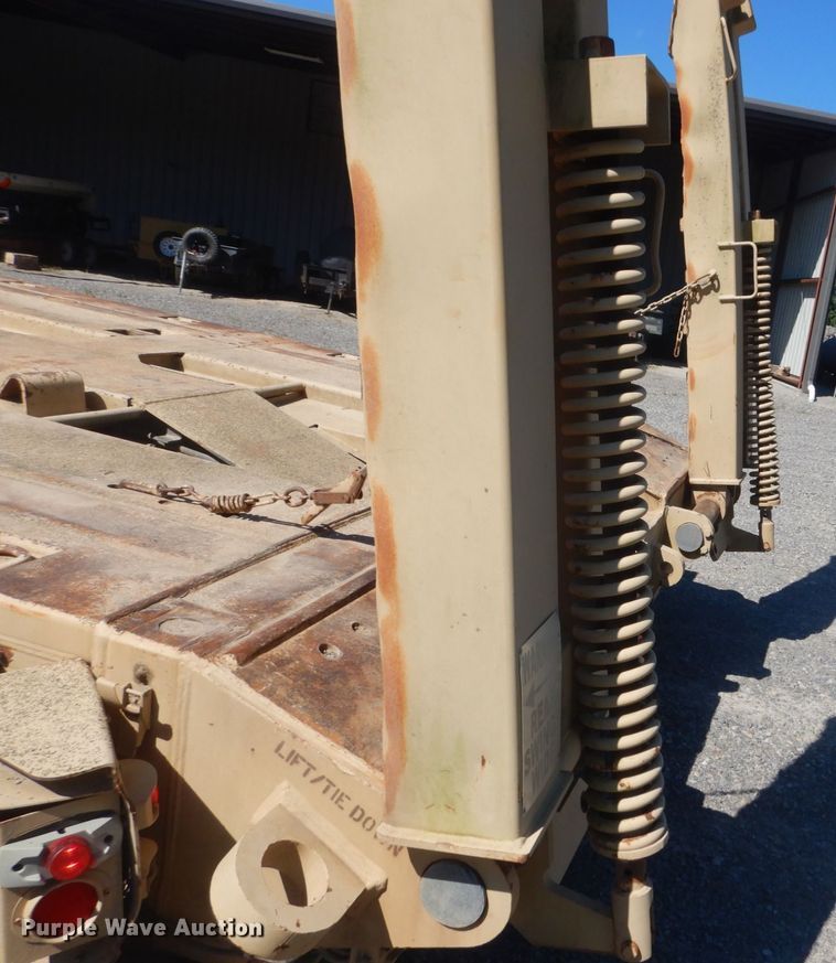 image for item JG9094 2012 Systems & Electronics M1000  equipment trailer