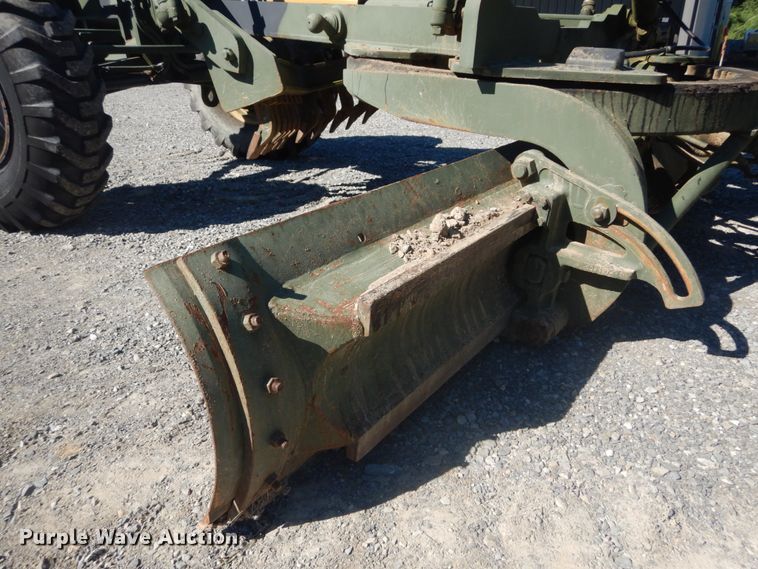 image for item JG9095 1985 Caterpillar 130G  motor grader