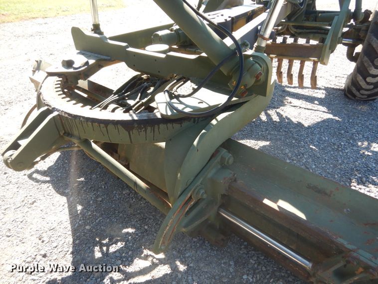 image for item JG9095 1985 Caterpillar 130G  motor grader