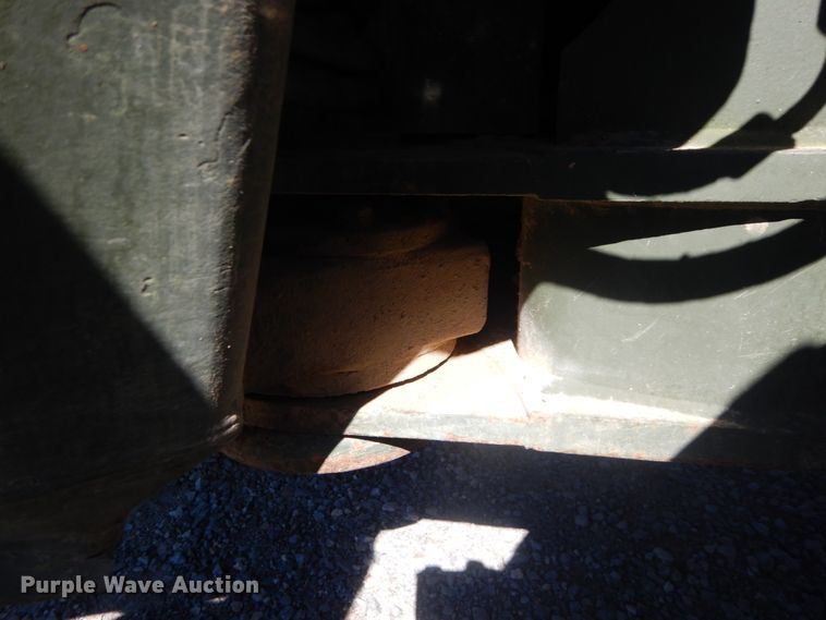 image for item JG9095 1985 Caterpillar 130G  motor grader