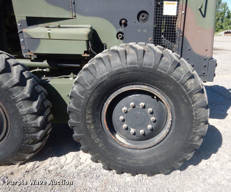 image for item JG9095 1985 Caterpillar 130G  motor grader