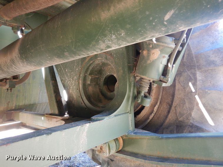 image for item JG9096 1985 Caterpillar 621B  conventional scraper