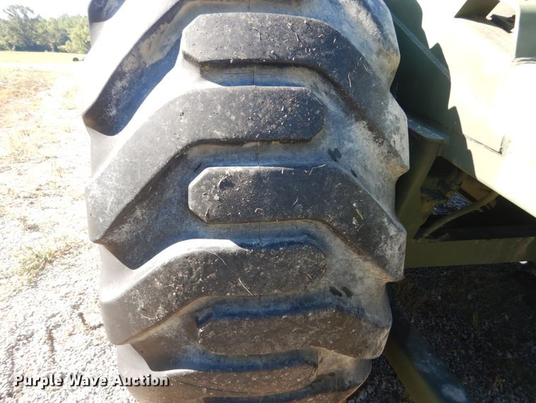 image for item JG9096 1985 Caterpillar 621B  conventional scraper